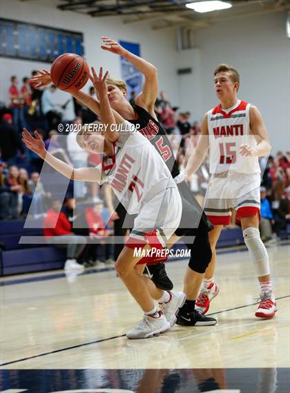 Thumbnail 2 in Manti vs. North Sanpete (UHSAA 3A 2nd Round Playoff) photogallery.