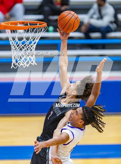 Thumbnail 1 in LaGrange vs Goose Creek Memorial (Beaumont ISD YMBL Tournament) photogallery.