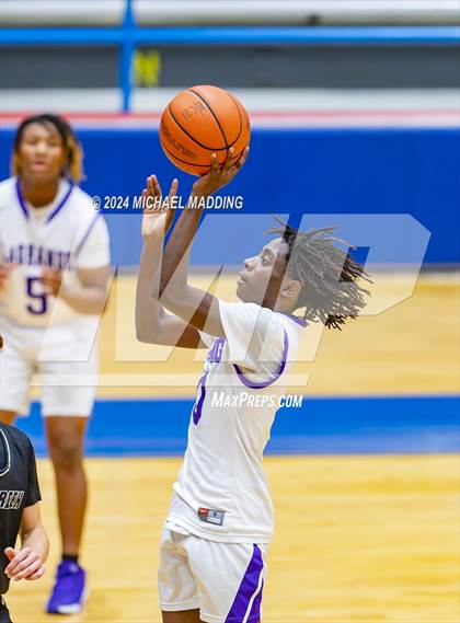 Thumbnail 2 in LaGrange vs Goose Creek Memorial (Beaumont ISD YMBL Tournament) photogallery.