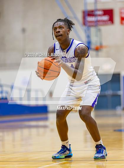 Thumbnail 3 in LaGrange vs Goose Creek Memorial (Beaumont ISD YMBL Tournament) photogallery.