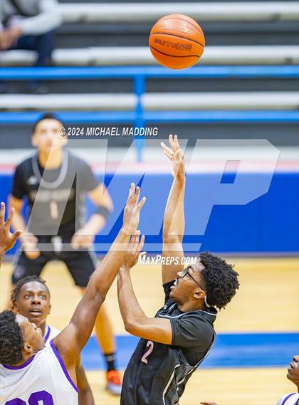 Thumbnail 2 in LaGrange vs Goose Creek Memorial (Beaumont ISD YMBL Tournament) photogallery.