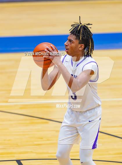 Thumbnail 1 in LaGrange vs Goose Creek Memorial (Beaumont ISD YMBL Tournament) photogallery.