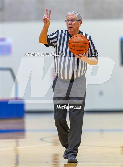 Thumbnail 3 in LaGrange vs Goose Creek Memorial (Beaumont ISD YMBL Tournament) photogallery.