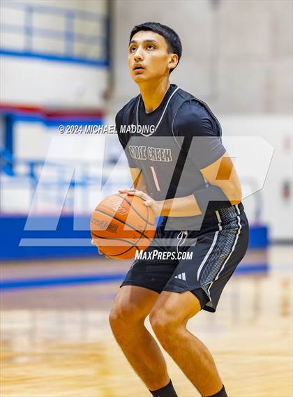 Thumbnail 1 in LaGrange vs Goose Creek Memorial (Beaumont ISD YMBL Tournament) photogallery.