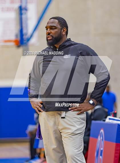 Thumbnail 1 in LaGrange vs Goose Creek Memorial (Beaumont ISD YMBL Tournament) photogallery.