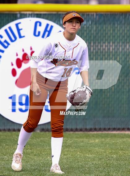 Thumbnail 1 in Stockdale vs. Selma photogallery.