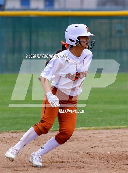 Thumbnail 3 in Stockdale vs. Selma photogallery.