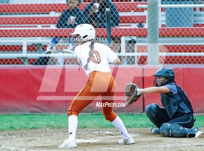 Thumbnail 1 in Stockdale vs. Selma photogallery.
