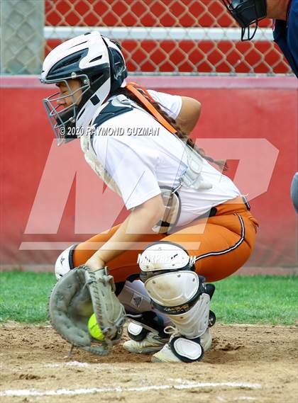 Thumbnail 2 in Stockdale vs. Selma photogallery.