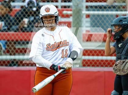 Thumbnail 2 in Stockdale vs. Selma photogallery.