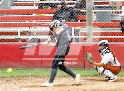 Thumbnail 1 in Stockdale vs. Selma photogallery.