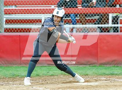 Thumbnail 2 in Stockdale vs. Selma photogallery.