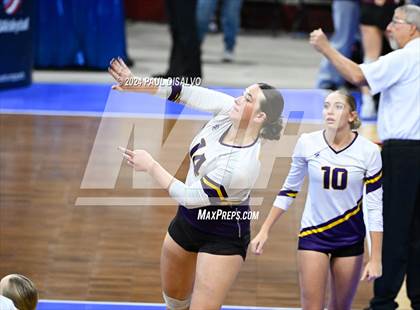 Thumbnail 2 in Centauri vs. Bayfield (CHSAA 3A 2nd Round) photogallery.