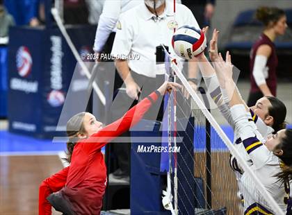 Thumbnail 1 in Centauri vs. Bayfield (CHSAA 3A 2nd Round) photogallery.