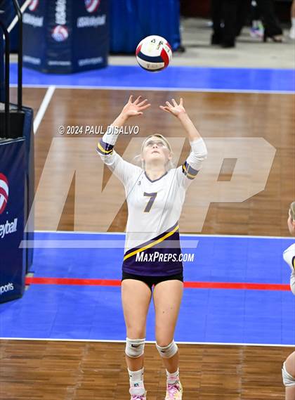 Thumbnail 2 in Centauri vs. Bayfield (CHSAA 3A 2nd Round) photogallery.
