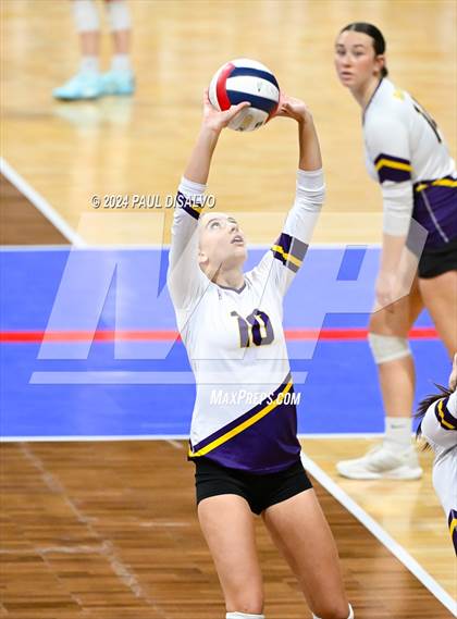 Thumbnail 2 in Centauri vs. Bayfield (CHSAA 3A 2nd Round) photogallery.