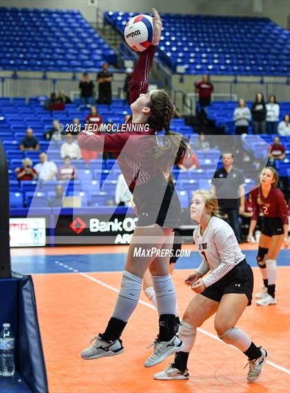 Thumbnail 3 in Mansfield vs. Life Way Christian (AAA 2A Final) photogallery.