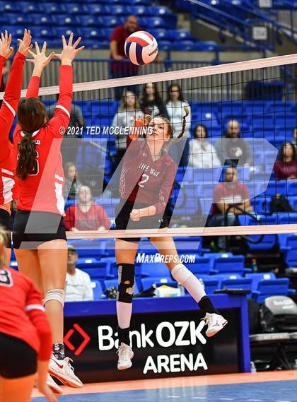 Thumbnail 2 in Mansfield vs. Life Way Christian (AAA 2A Final) photogallery.