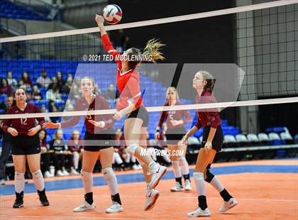 Thumbnail 2 in Mansfield vs. Life Way Christian (AAA 2A Final) photogallery.