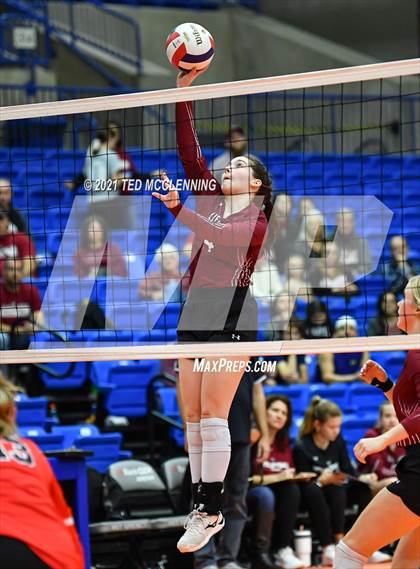 Thumbnail 3 in Mansfield vs. Life Way Christian (AAA 2A Final) photogallery.