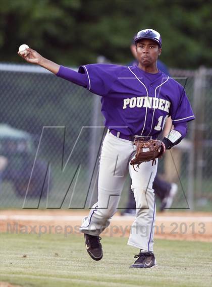 Thumbnail 3 in Chattanooga Central vs East Hamilton (TSSAA District 6-AA Playoff) photogallery.