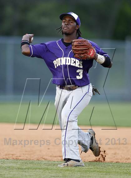 Thumbnail 3 in Chattanooga Central vs East Hamilton (TSSAA District 6-AA Playoff) photogallery.