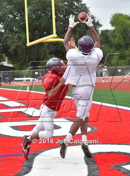 Thumbnail 1 in Warren @ Lee [Robert E.] photogallery.