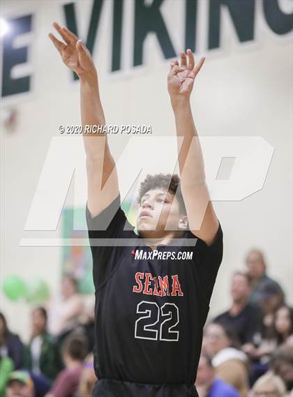 Thumbnail 2 in Selma @ Kingsburg photogallery.