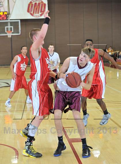 Thumbnail 1 in Minnesota vs Wisconsin (Border Battle All-Star Game) photogallery.
