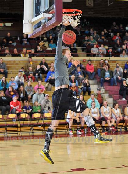 Thumbnail 3 in Minnesota vs Wisconsin (Border Battle All-Star Game) photogallery.