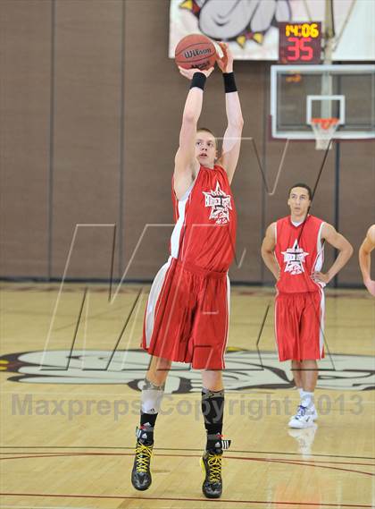 Thumbnail 2 in Minnesota vs Wisconsin (Border Battle All-Star Game) photogallery.