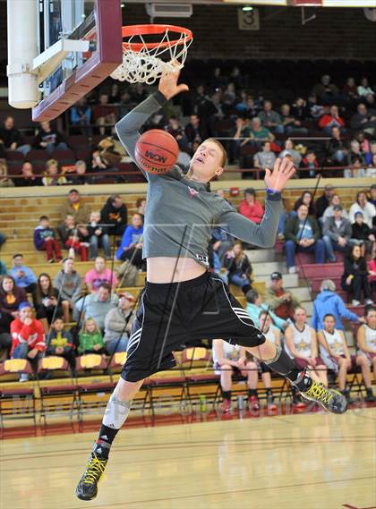 Thumbnail 1 in Minnesota vs Wisconsin (Border Battle All-Star Game) photogallery.