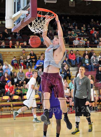 Thumbnail 1 in Minnesota vs Wisconsin (Border Battle All-Star Game) photogallery.