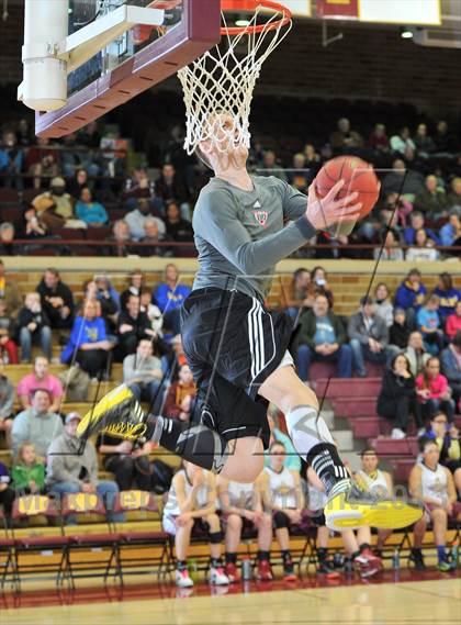 Thumbnail 3 in Minnesota vs Wisconsin (Border Battle All-Star Game) photogallery.