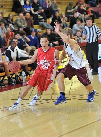 Thumbnail 1 in Minnesota vs Wisconsin (Border Battle All-Star Game) photogallery.