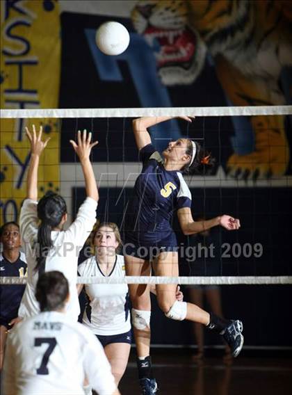 Thumbnail 1 in McNeil @ Stony Point photogallery.