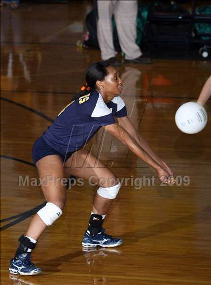 Thumbnail 1 in McNeil @ Stony Point photogallery.
