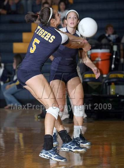 Thumbnail 1 in McNeil @ Stony Point photogallery.