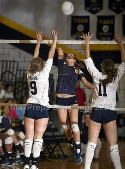 Thumbnail 3 in McNeil @ Stony Point photogallery.