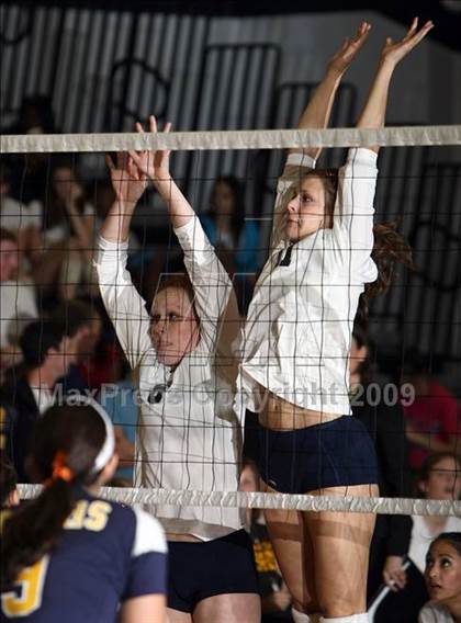 Thumbnail 1 in McNeil @ Stony Point photogallery.
