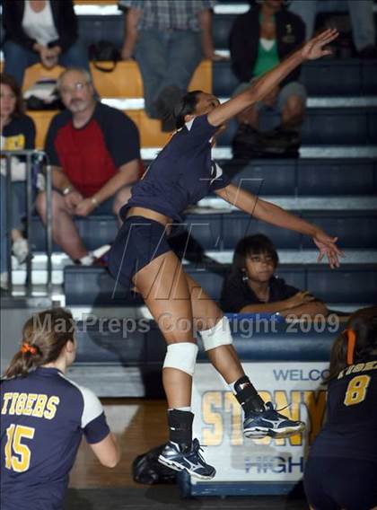 Thumbnail 2 in McNeil @ Stony Point photogallery.