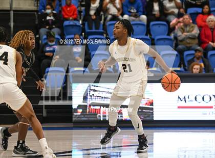 Thumbnail 2 in Jonesboro vs. Hot Springs (AAA 5A State Playoff first round) photogallery.