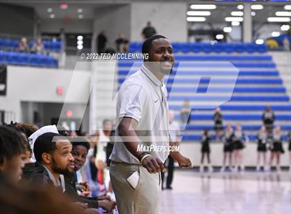 Thumbnail 2 in Jonesboro vs. Hot Springs (AAA 5A State Playoff first round) photogallery.