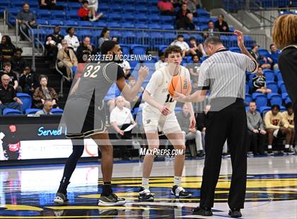 Thumbnail 1 in Jonesboro vs. Hot Springs (AAA 5A State Playoff first round) photogallery.