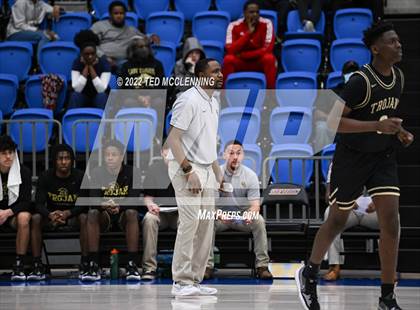 Thumbnail 1 in Jonesboro vs. Hot Springs (AAA 5A State Playoff first round) photogallery.