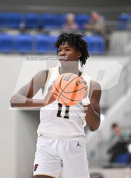Thumbnail 1 in Jonesboro vs. Hot Springs (AAA 5A State Playoff first round) photogallery.