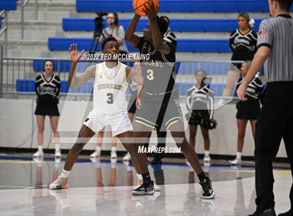 Thumbnail 2 in Jonesboro vs. Hot Springs (AAA 5A State Playoff first round) photogallery.