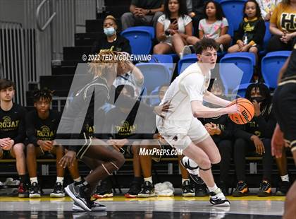 Thumbnail 2 in Jonesboro vs. Hot Springs (AAA 5A State Playoff first round) photogallery.