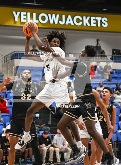Thumbnail 1 in Jonesboro vs. Hot Springs (AAA 5A State Playoff first round) photogallery.