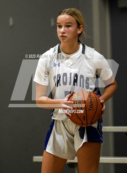 Thumbnail 3 in Orland vs. Marysville (Oroville Tournament) photogallery.